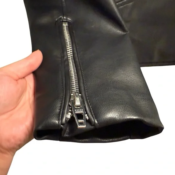 Blank NYC Black faux Leather Moto Jacket - Picture 4 of 14